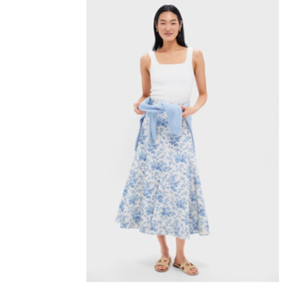 Tuckernuck Forget Me Not Floral
Brynn Skirt
